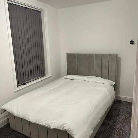 Luxury 3 Bed House *