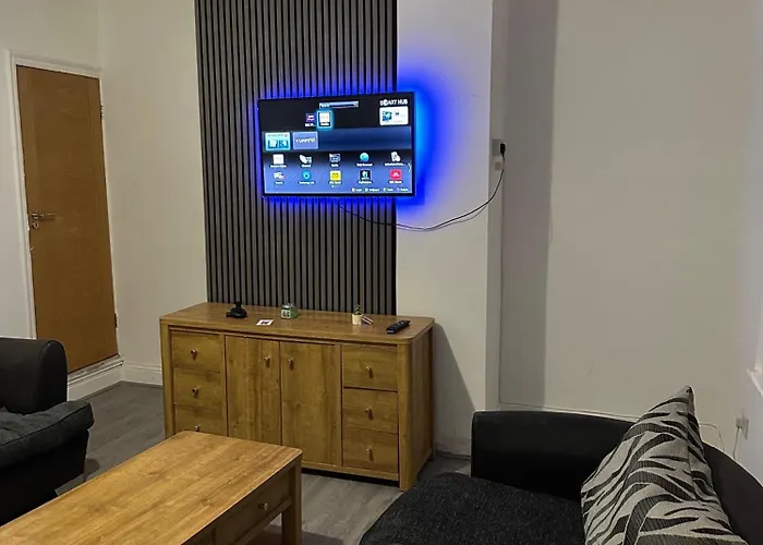 Luxury 3 Bed House * Bradford (West Yorkshire)